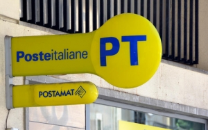 Poste Italiane apre le porte ai cani con un tweet